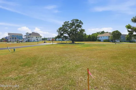 201 Marshside Landing Holly Ridge NC 28445