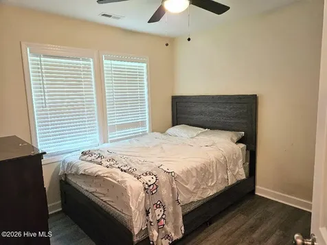 207 Sherwood Road Jacksonville NC 28540