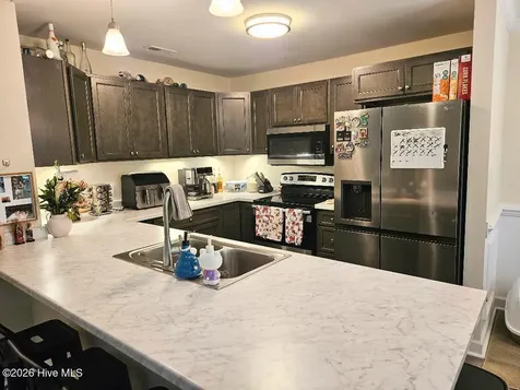 207 Sherwood Road Jacksonville NC 28540