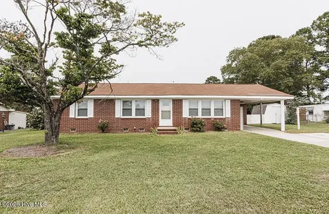 5233 Sharon Acres Road Elm City NC 27822