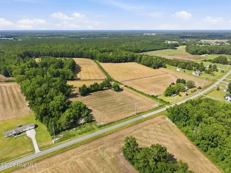 3091 Hudsons Crossroads Road Greenville NC 27858