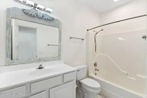 1009 Avenshire Circle Wilmington NC 28412
