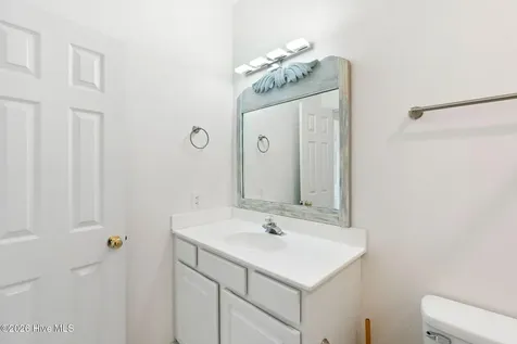 1009 Avenshire Circle Wilmington NC 28412