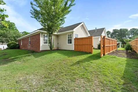 1009 Avenshire Circle Wilmington NC 28412