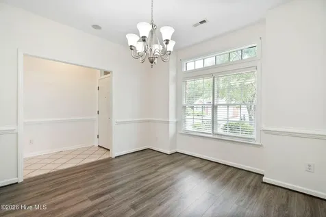 1009 Avenshire Circle Wilmington NC 28412