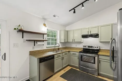 201 Grismill Court Jacksonville NC 28540