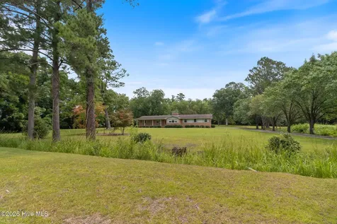 312 N Mitchell Ford Road Clarkton NC 28433