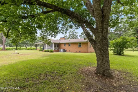 312 N Mitchell Ford Road Clarkton NC 28433