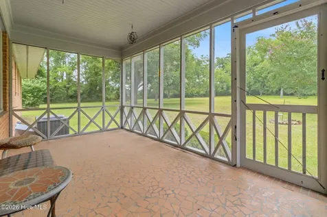 312 N Mitchell Ford Road Clarkton NC 28433