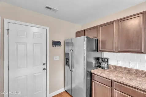 511 New Hanover Trail Jacksonville NC 28546
