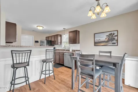 511 New Hanover Trail Jacksonville NC 28546