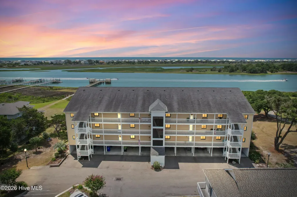 1916 Inlet Village Circle SW Ocean Isle Beach NC 28469