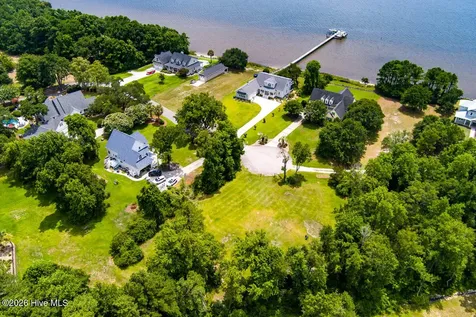 150 Azalea Court Swansboro NC 28584