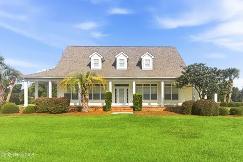 26 W Scarborough Court Hampstead NC 28443