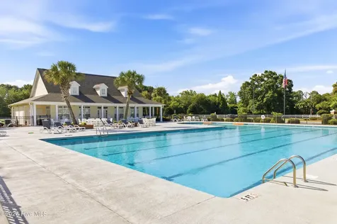 26 W Scarborough Court Hampstead NC 28443