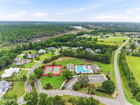 26 W Scarborough Court Hampstead NC 28443