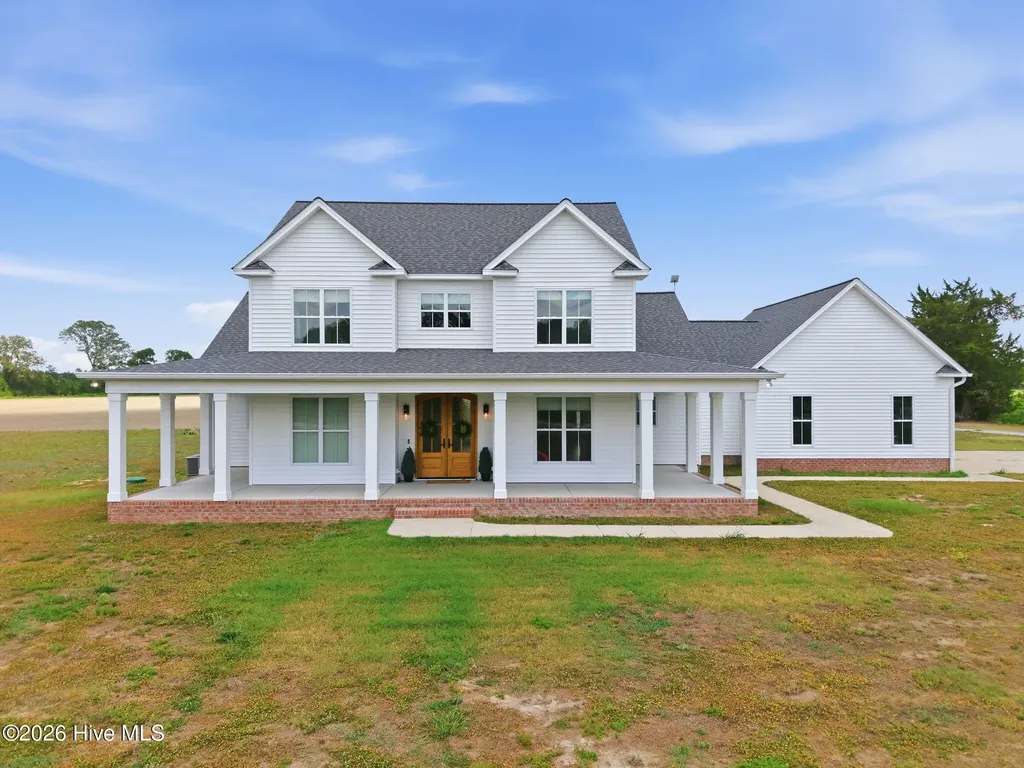 2701 Sis Mills Road Grimesland NC 27837