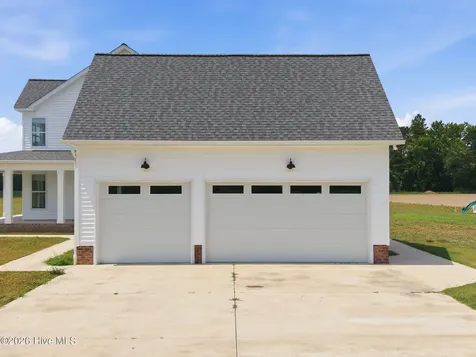 2701 Sis Mills Road Grimesland NC 27837