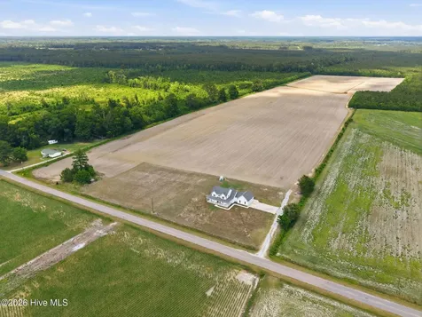 2701 Sis Mills Road Grimesland NC 27837