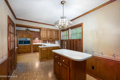 806 Cliftwood Drive Siler City NC 27344
