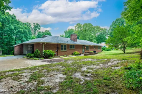 806 Cliftwood Drive Siler City NC 27344