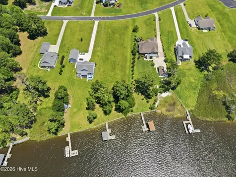 434 Southern Plantation Drive S Oriental NC 28571