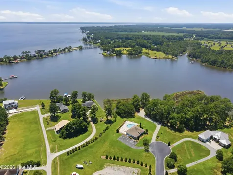 434 Southern Plantation Drive S Oriental NC 28571