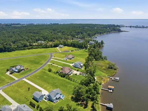 434 Southern Plantation Drive S Oriental NC 28571