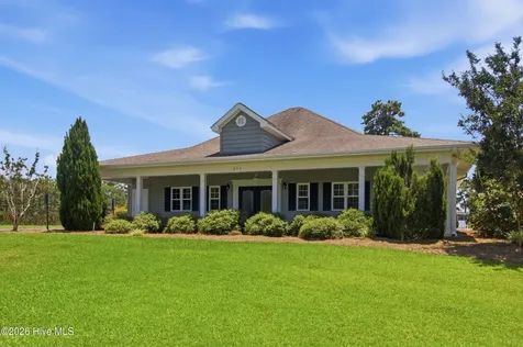 434 Southern Plantation Drive S Oriental NC 28571