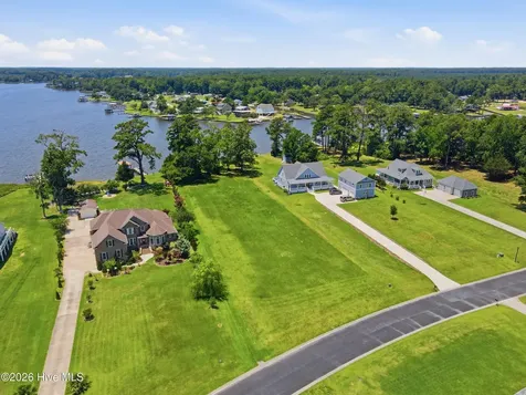 434 Southern Plantation Drive S Oriental NC 28571