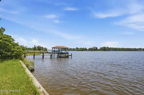 434 Southern Plantation Drive S Oriental NC 28571