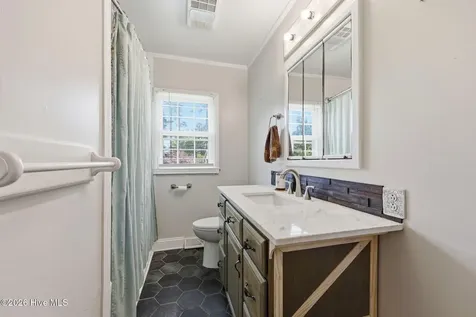 114 Marshallberg Road Smyrna NC 28579