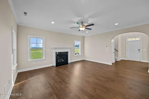1109 Steele Drive Grimesland NC 27837