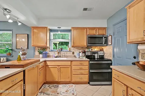 5850 Michelle Drive Wilmington NC 28403