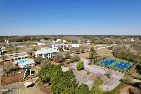 210 Colleton Square Newport NC 28570