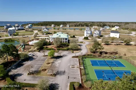 210 Colleton Square Newport NC 28570