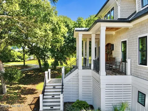 106 Seven Oaks Court Hampstead NC 28443