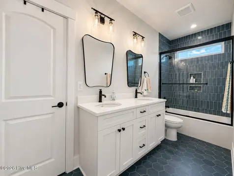 106 Seven Oaks Court Hampstead NC 28443