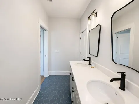 106 Seven Oaks Court Hampstead NC 28443