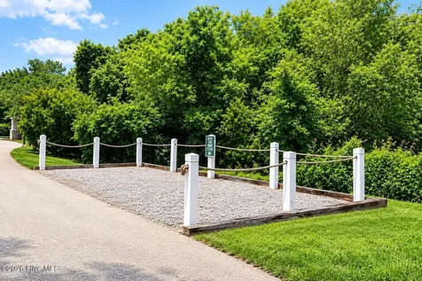 106 Seven Oaks Court Hampstead NC 28443