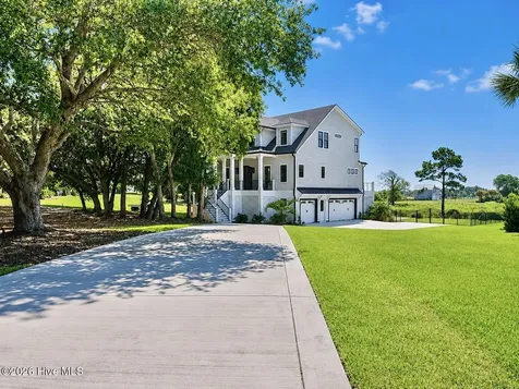 106 Seven Oaks Court Hampstead NC 28443