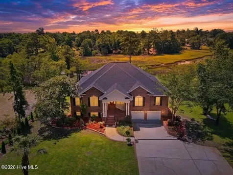 609 Sawgrass Road Hampstead NC 28443