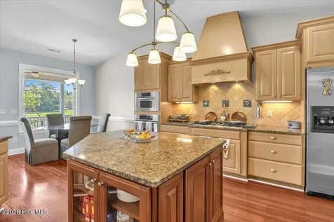 609 Sawgrass Road Hampstead NC 28443