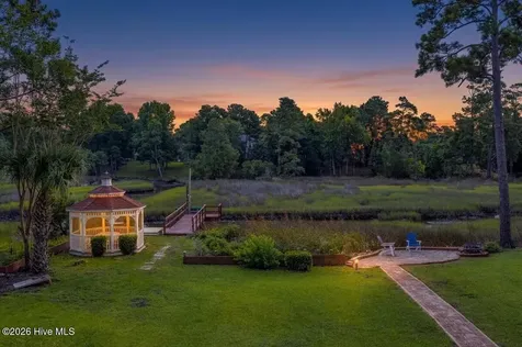 609 Sawgrass Road Hampstead NC 28443