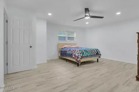 609 Sawgrass Road Hampstead NC 28443