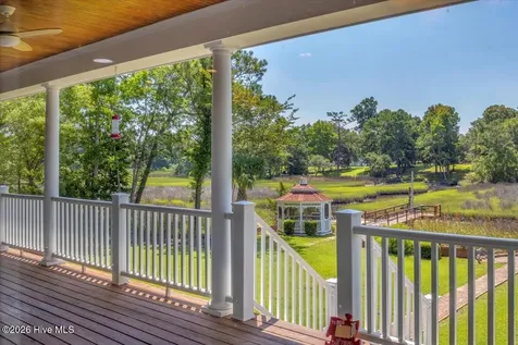 609 Sawgrass Road Hampstead NC 28443