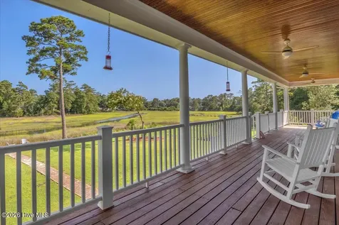 609 Sawgrass Road Hampstead NC 28443