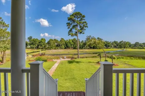 609 Sawgrass Road Hampstead NC 28443