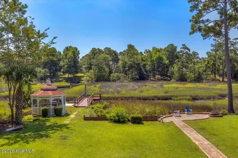 609 Sawgrass Road Hampstead NC 28443