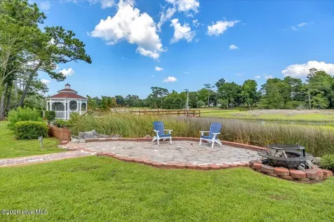609 Sawgrass Road Hampstead NC 28443